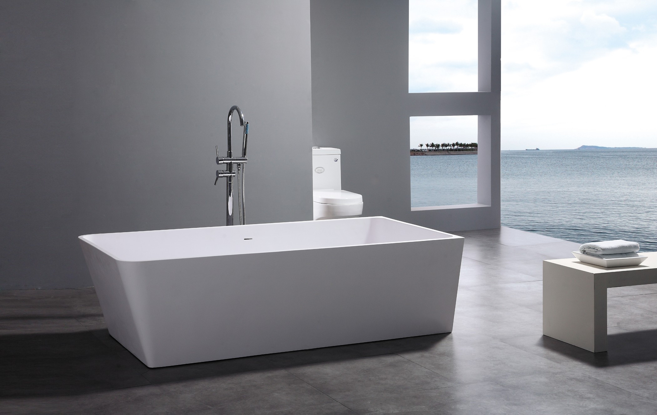 Leona Luxury Modern Bathtub 71\u0026quot;